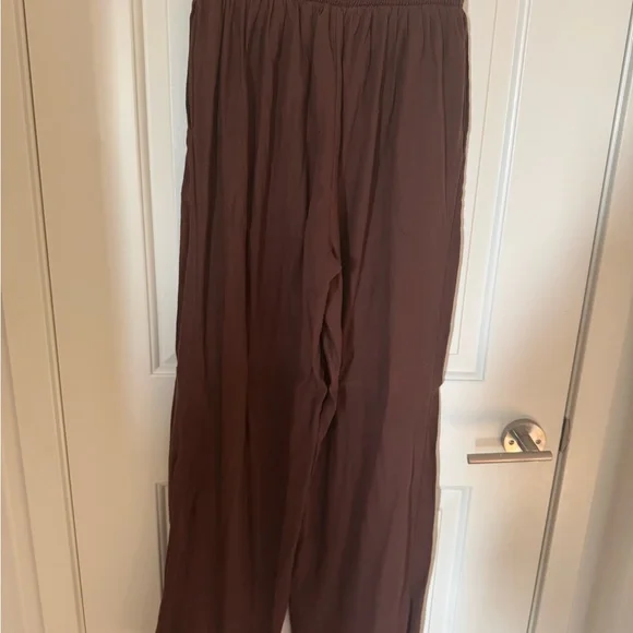 NWT Aerie Chocolate Brown Loose Straight Leg Pants (Size M) - Picture 3 of 3